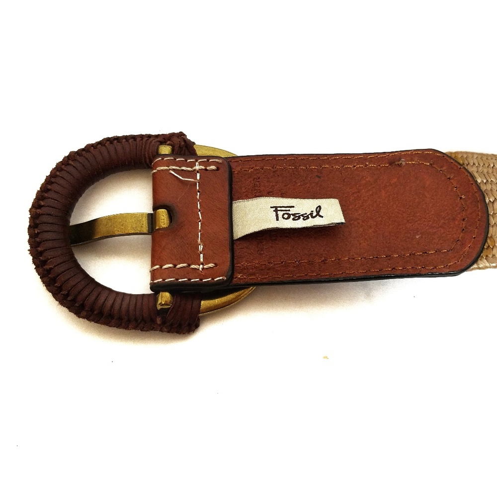 Fossil Genuine Leather Belt Size Medium - image 4